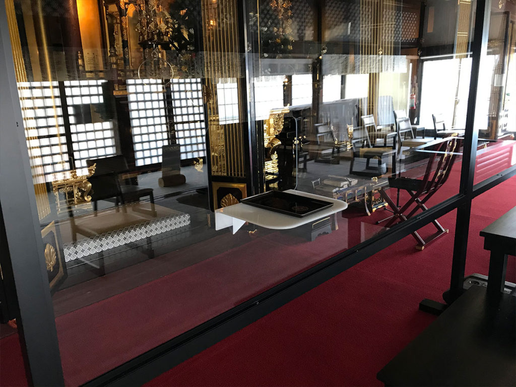 山形市 正願寺 お墓、永代供養、ペット供養のことなどお気軽にご相談ください。アクリル板
